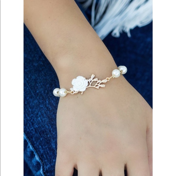 Meet your Posher, Jen - Picture 1 of 1